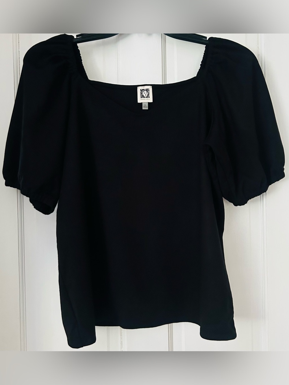 Anne Klein Black Sweetheart Neck Puffy Short Sleeved Flattering Top XL